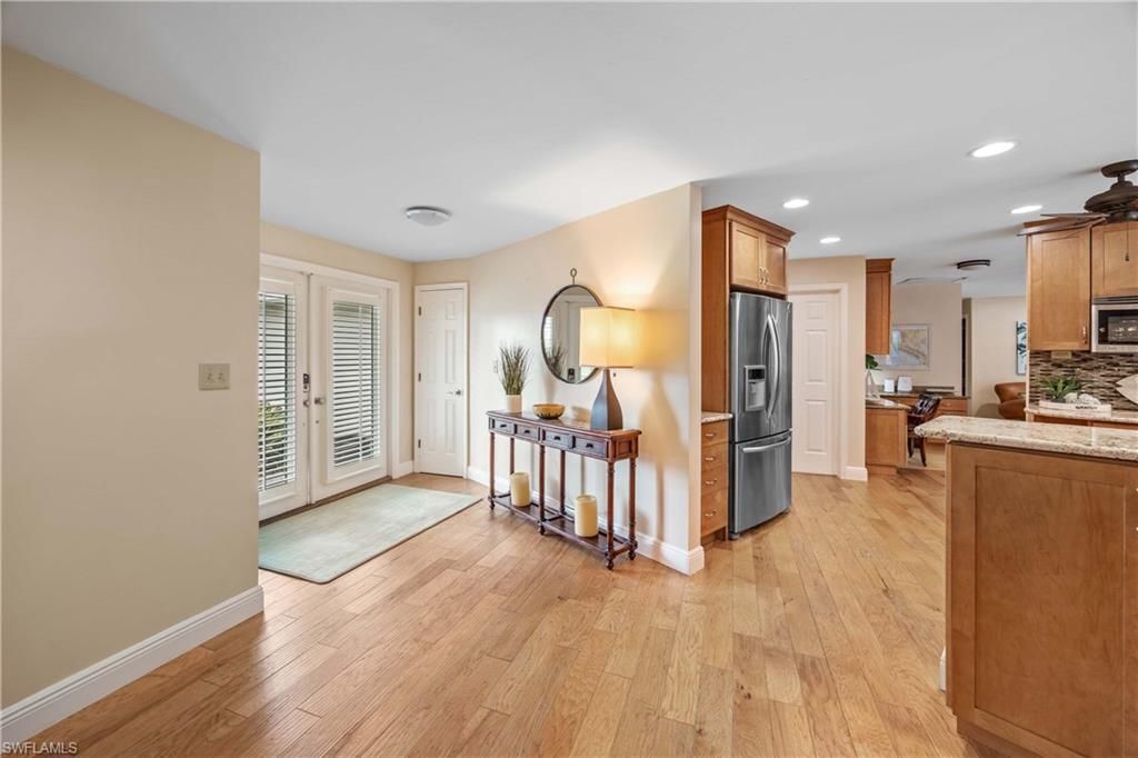 675 Harbour Dr, Naples, FL 34103 Photo