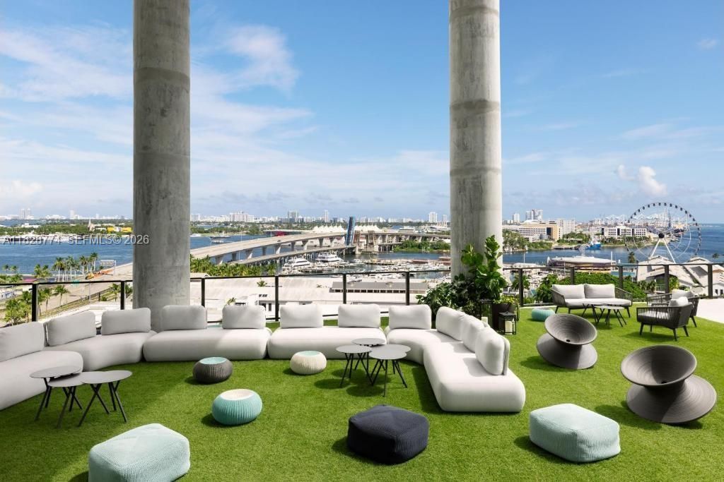 398 NE 5th St, Unit 2908, Miami, FL 33132 Photo