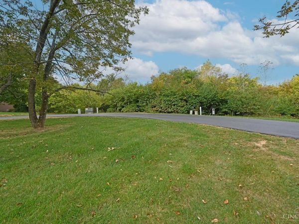 4224 College Dictionary, West Chester, OH 45069