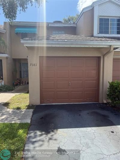 7081 Woodmont Way, Tamarac, FL 33321 Photo