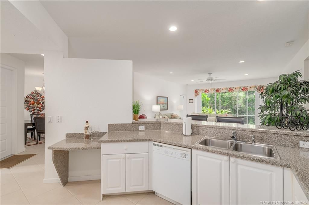 1573 SE Prestwick Lane, Unit 3B, Port Saint Lucie, FL 34952 Photo