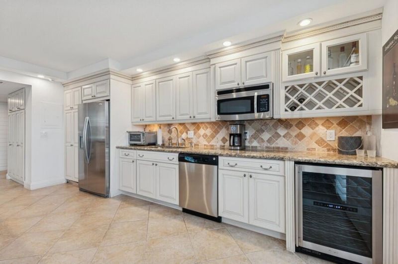 2200 S Ocean Boulevard, Unit 102, Delray Beach, FL 33483 Photo