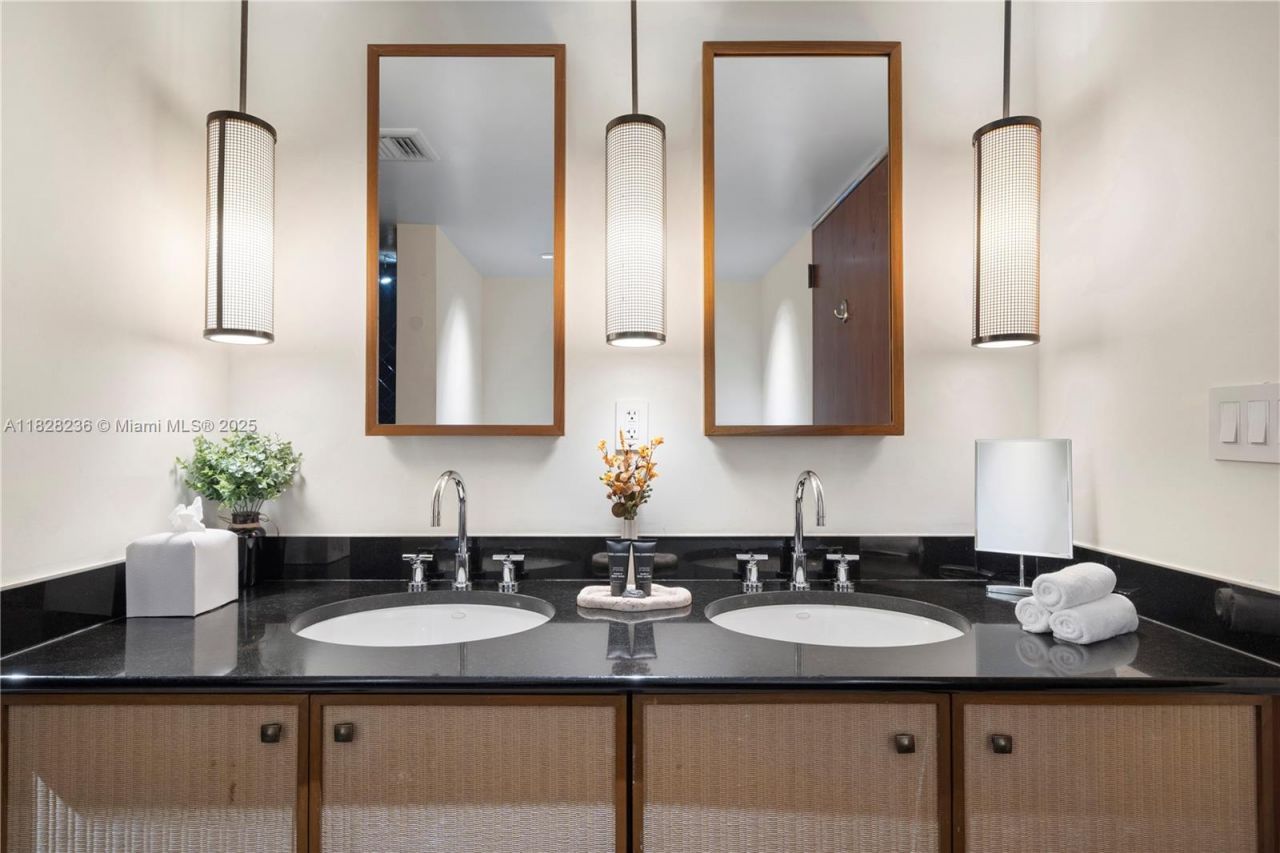 101 20th St, Unit 3803, Miami Beach, FL 33139 Photo