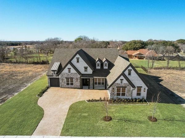 529 Fallen Timber Drive, Heath, TX 75126