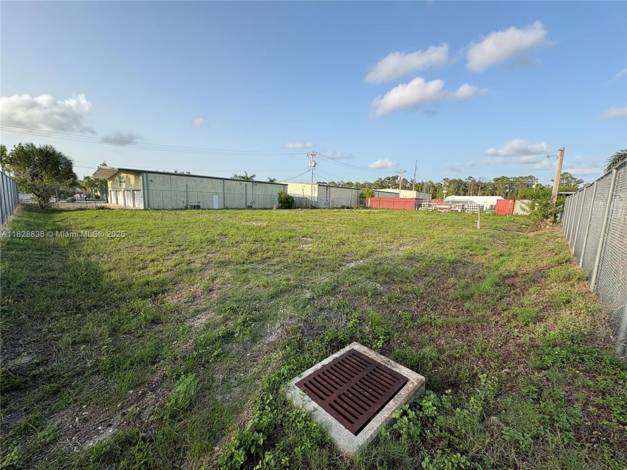 2513 NE 9th Ave, Cape Coral, FL 33909 Photo