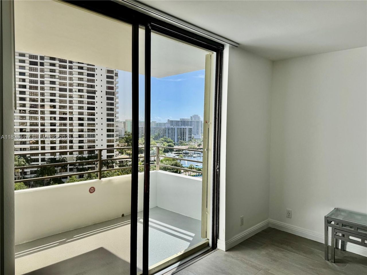 600 Three Islands Blvd, Unit 1016, Hallandale Beach, FL 33009 Photo