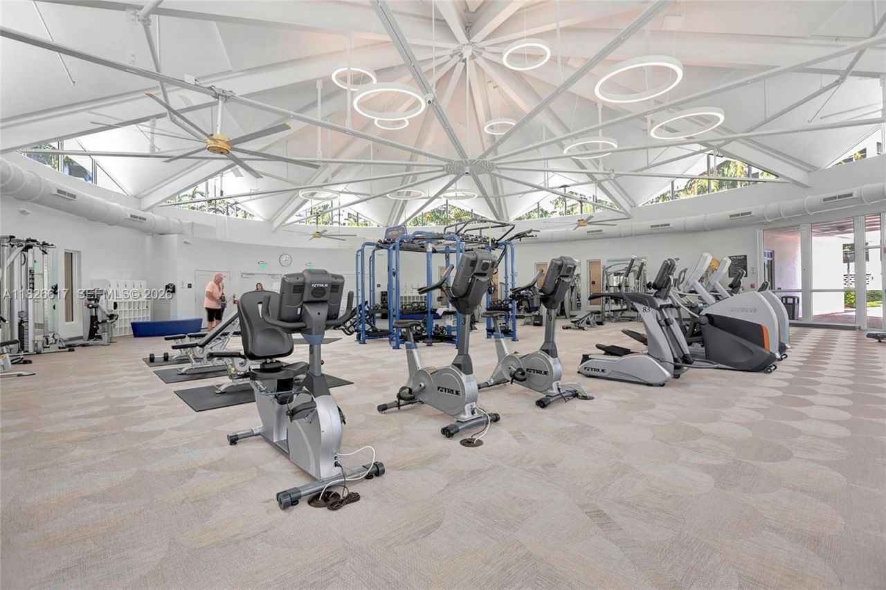 600 Three Islands Blvd, Unit 1016, Hallandale Beach, FL 33009 Photo