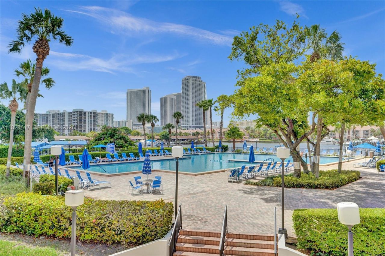 600 Three Islands Blvd, Unit 1016, Hallandale Beach, FL 33009 Photo