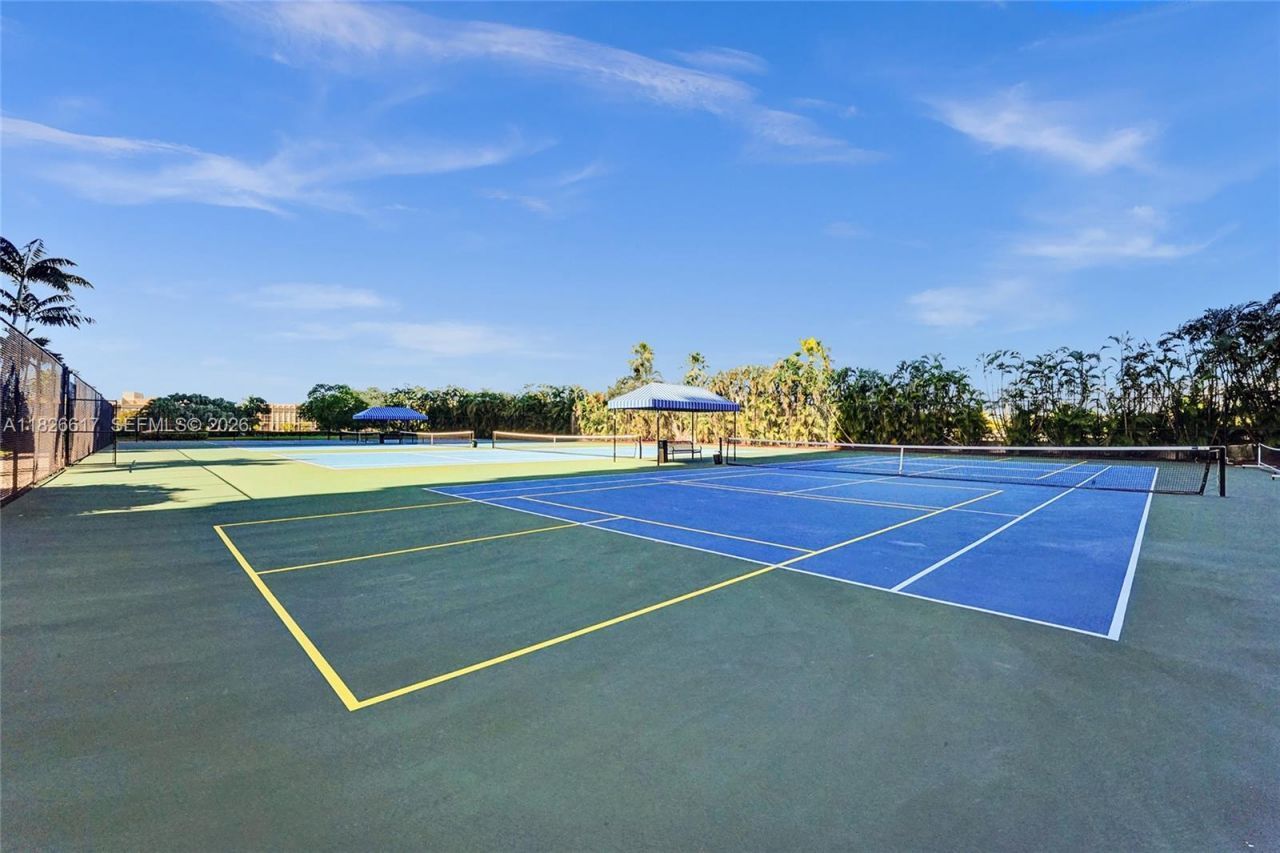 600 Three Islands Blvd, Unit 1016, Hallandale Beach, FL 33009 Photo