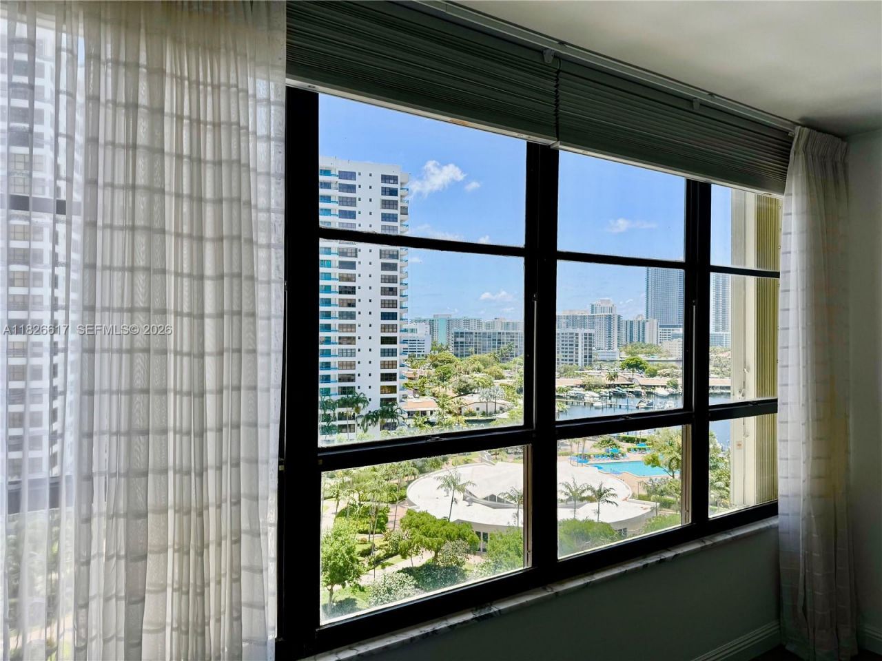 600 Three Islands Blvd, Unit 1016, Hallandale Beach, FL 33009 Photo
