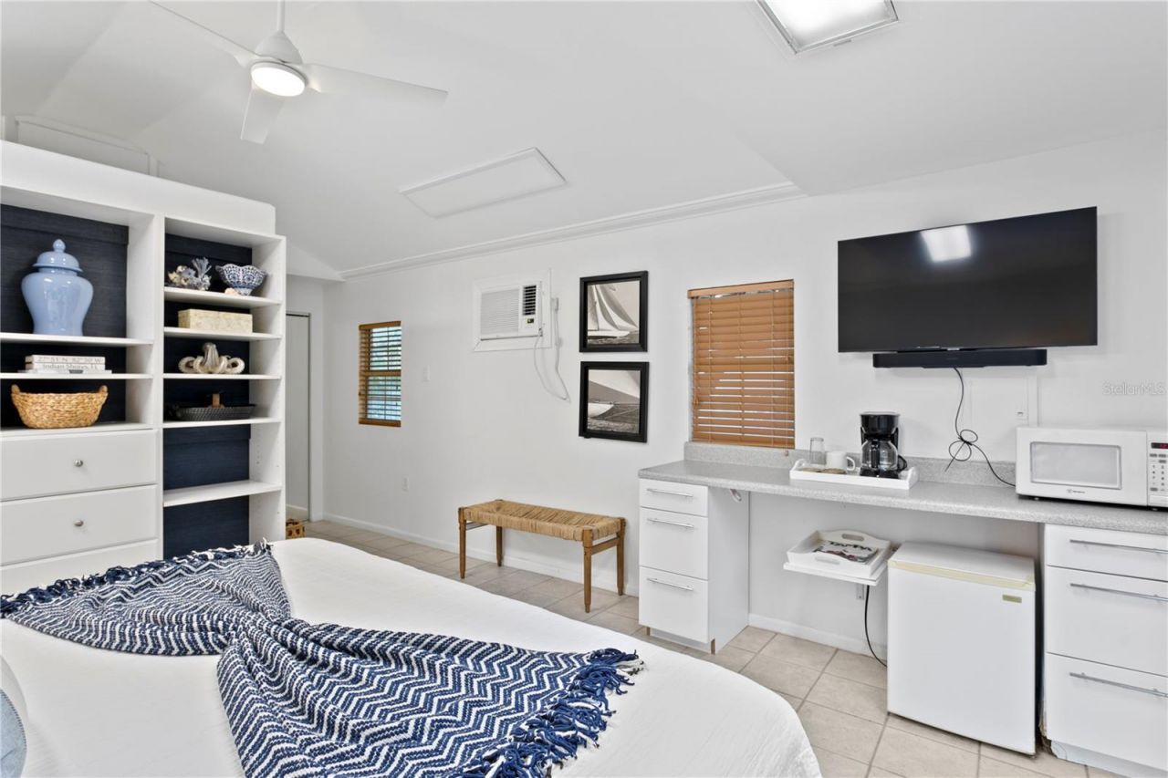 20060 Gulf Boulevard, Indian Shores, FL 33785 Photo