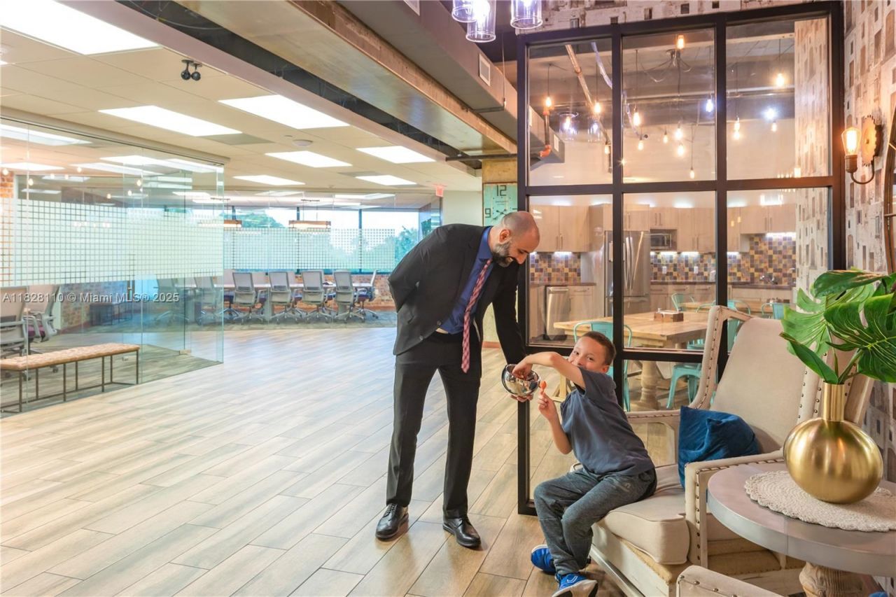 150 S Pine Island Rd, Plantation, FL 33324 Photo