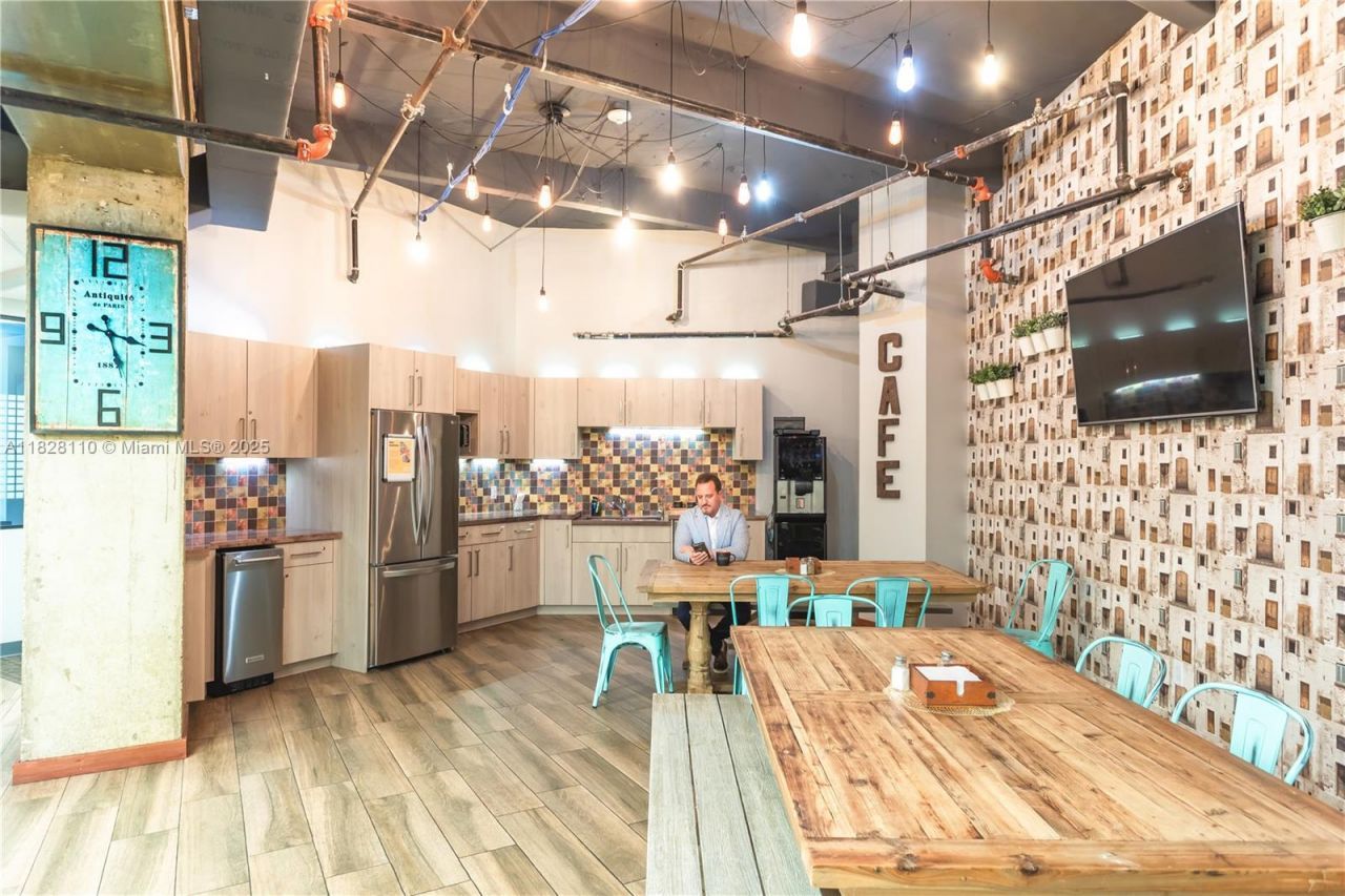 150 S Pine Island Rd, Plantation, FL 33324 Photo