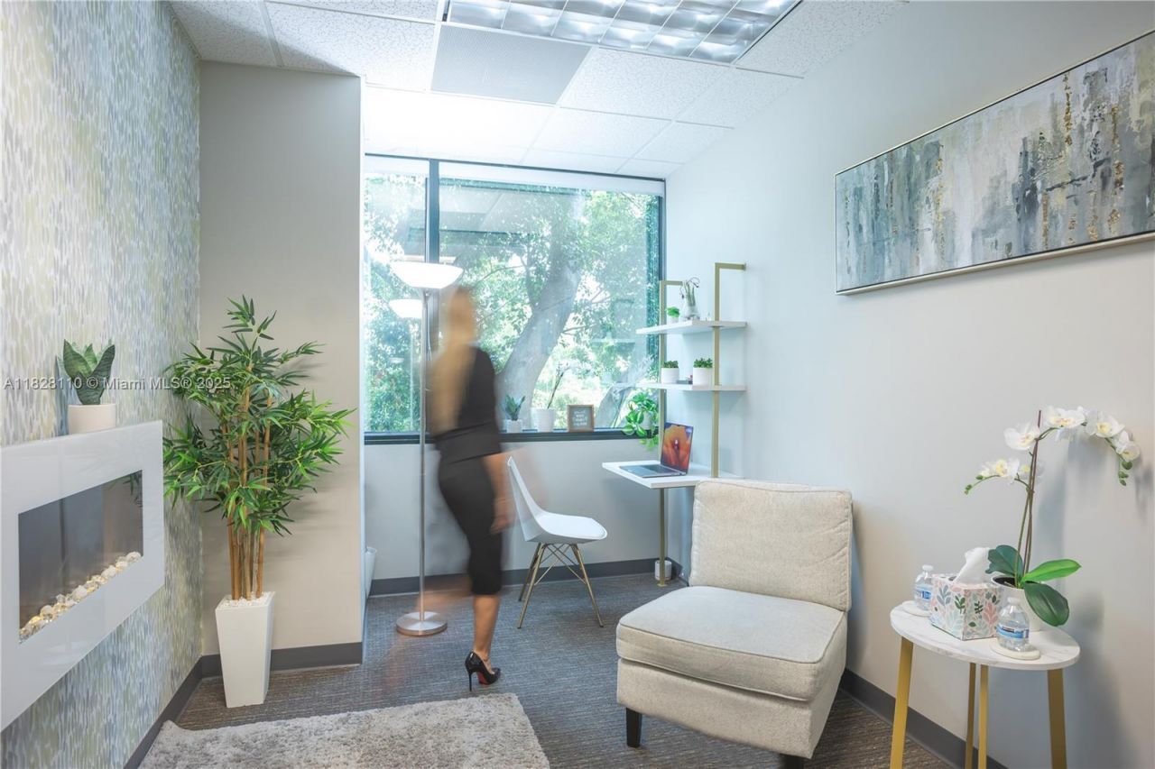 150 S Pine Island Rd, Plantation, FL 33324 Photo