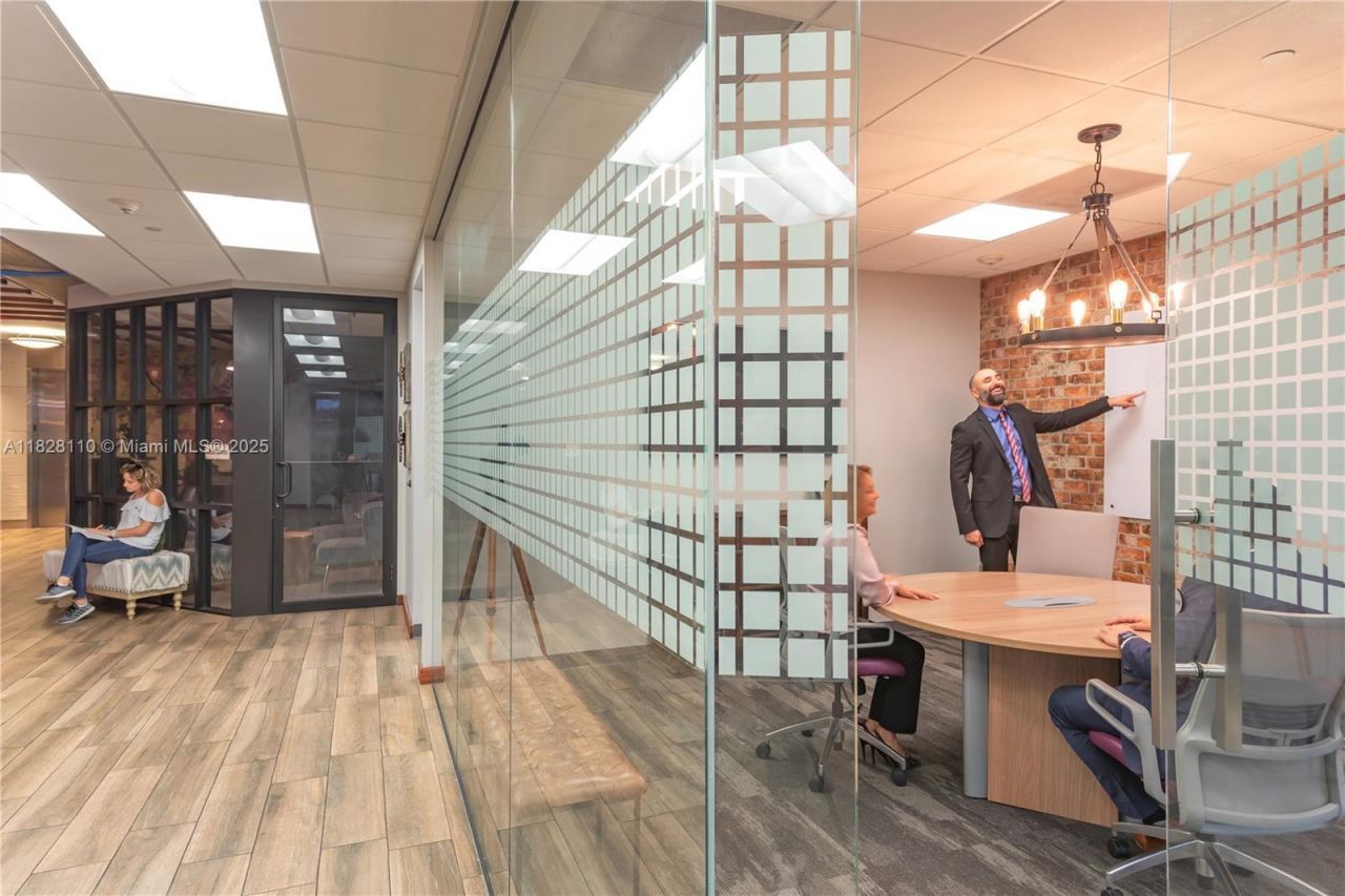 150 S Pine Island Rd, Plantation, FL 33324 Photo