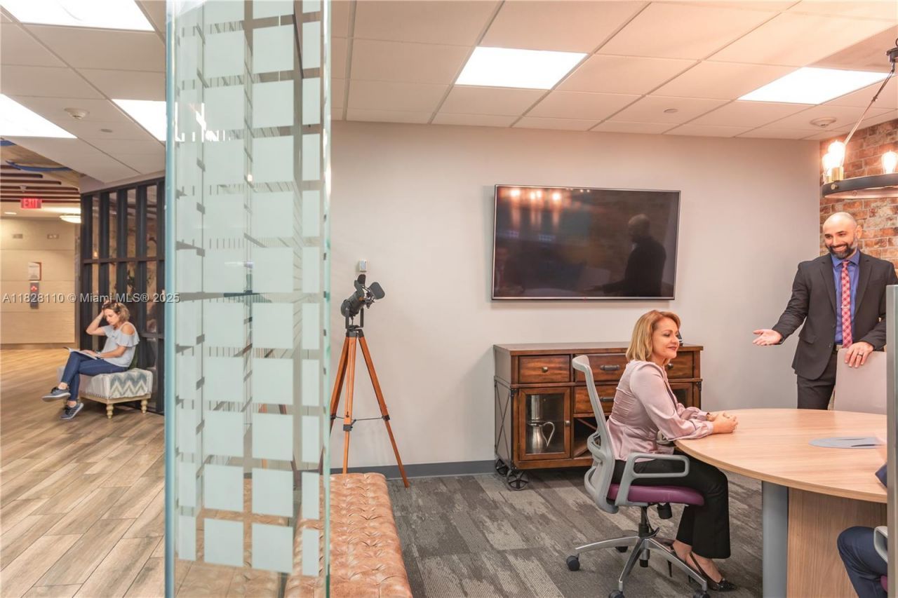 150 S Pine Island Rd, Plantation, FL 33324 Photo