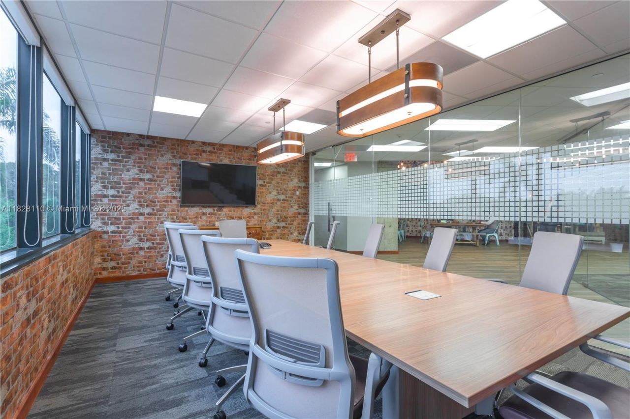 150 S Pine Island Rd, Plantation, FL 33324 Photo