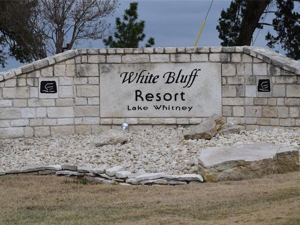 19066 White Bluff Drive, Whitney, TX 76692