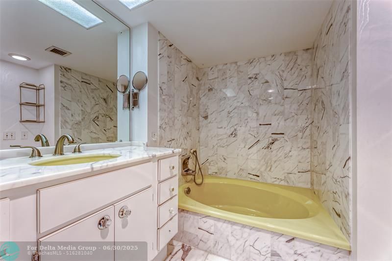 2200 S Ocean Lane, Unit 2202, Fort Lauderdale, FL 33316 Photo