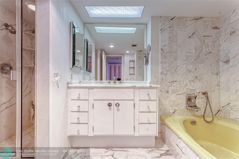 2200 S Ocean Lane, Unit 2202, Fort Lauderdale, FL 33316 Photo