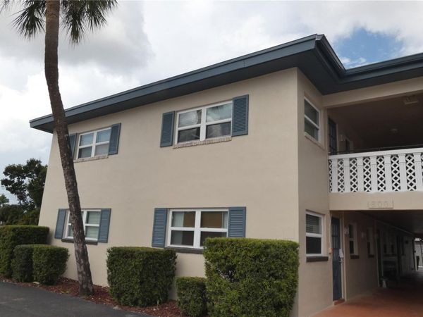 800 TYRONE BOULEVARD N, Unit B-1, ST PETERSBURG, FL 33710