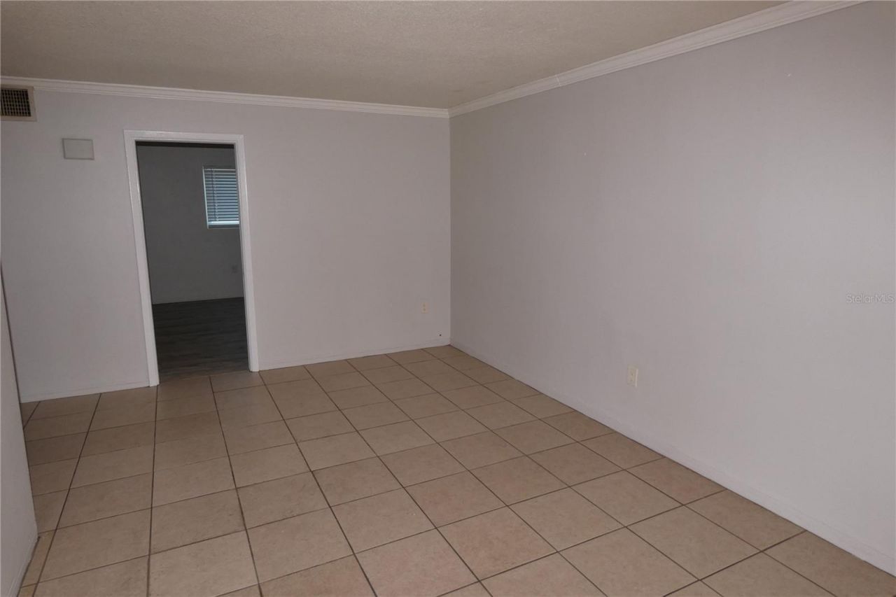 800 Tyrone Boulevard N, Unit B-1, Saint Petersburg, FL 33710 Photo