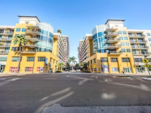 1120 E KENNEDY BOULEVARD, Unit 912, TAMPA, FL 33602