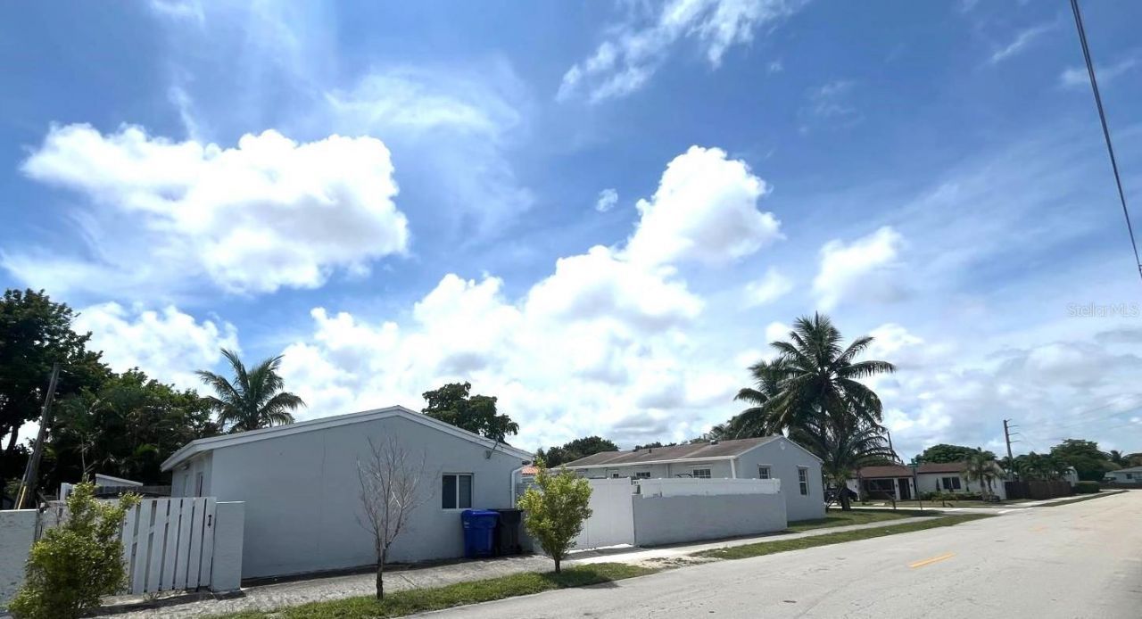 2402 Rodman Street, Hollywood, FL 33020 Photo