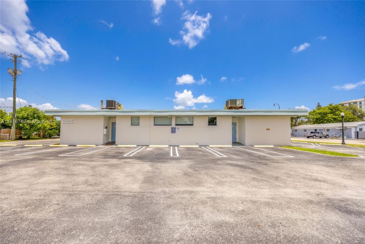 750 S Federal Hwy, Hollywood, FL 33020 Photo