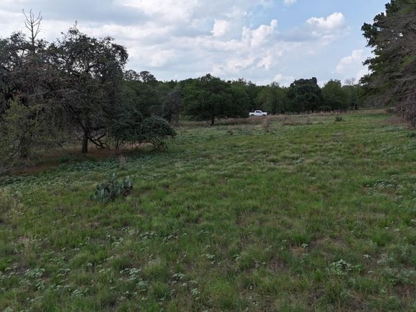 1228 Morning Glory Ln, Adkins, TX 78101