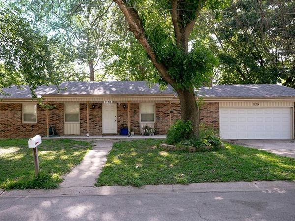 1129 Fairlawn Avenue, Marshall, MO 65340