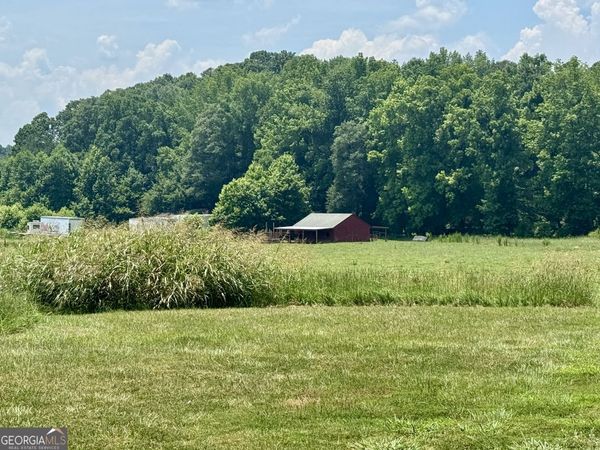 1148 Beaver Dam Road, Hoschton, GA 30548