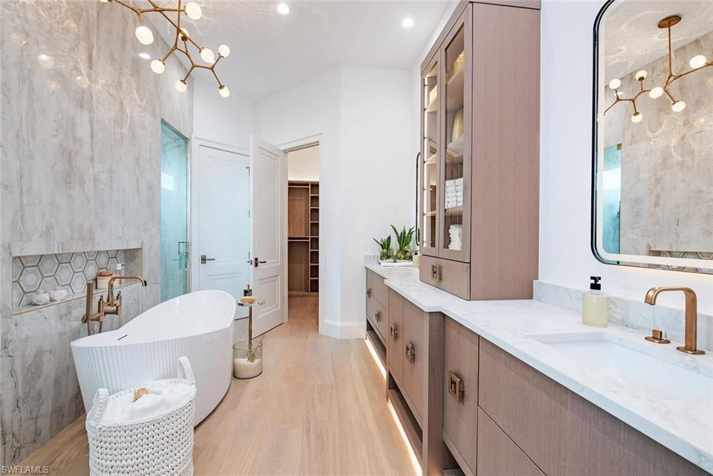 655 Parkview Ln, Naples, FL 34103 Photo