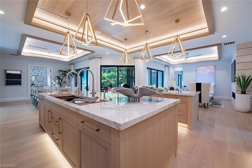 655 Parkview Ln, Naples, FL 34103 Photo