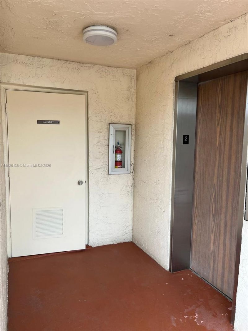 361 S Hollybrook Dr, Unit 206, Pembroke Pines, FL 33025 Photo