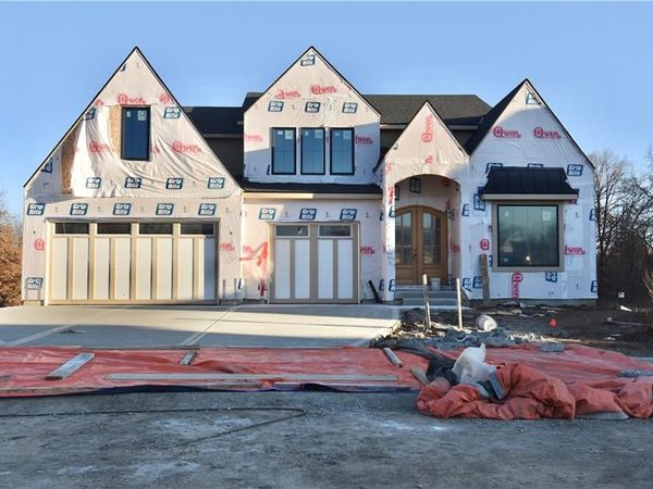 8377 NE 77th Court, Kansas City, MO 64158