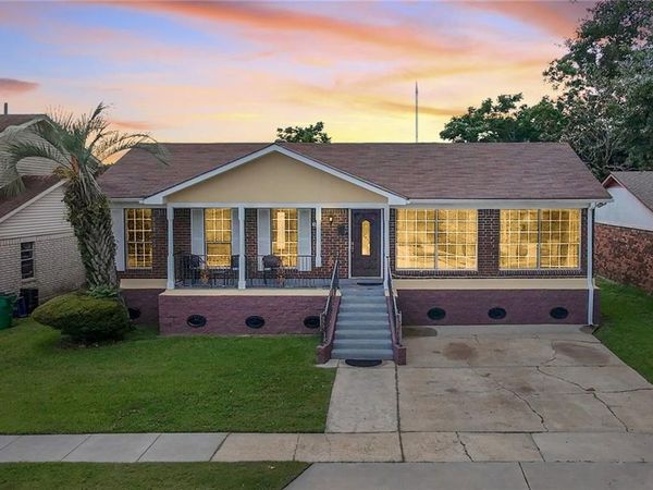 544 W MARLIN Court, Terrytown, LA 70056