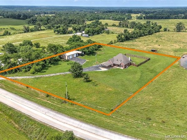 12923 Galyean Road, Bentonville, AR 72712