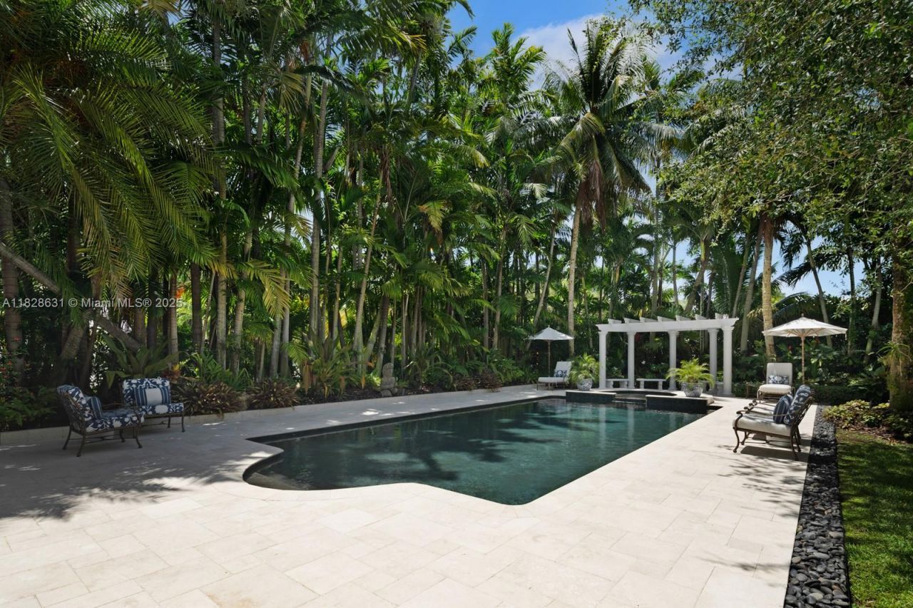 7360 SW 164th St, Palmetto Bay, FL 33157 Photo