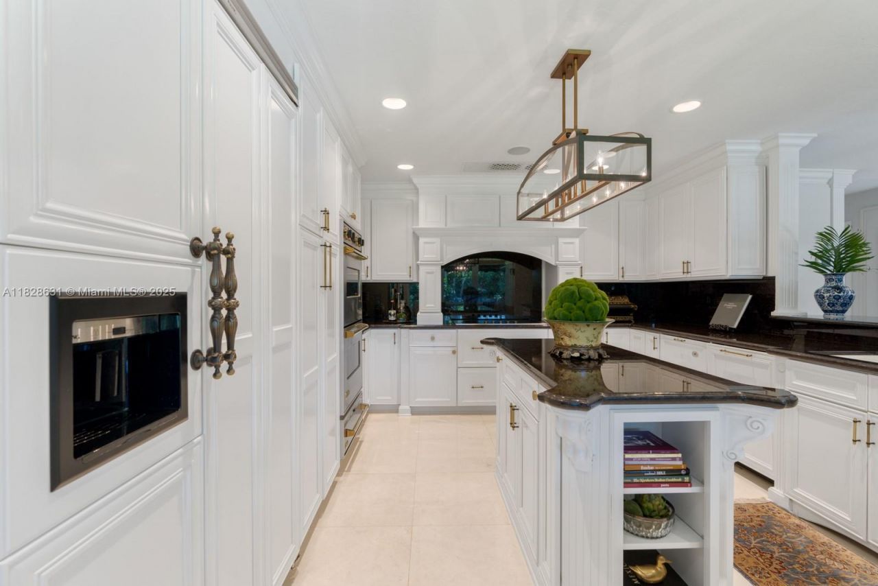 7360 SW 164th St, Palmetto Bay, FL 33157 Photo