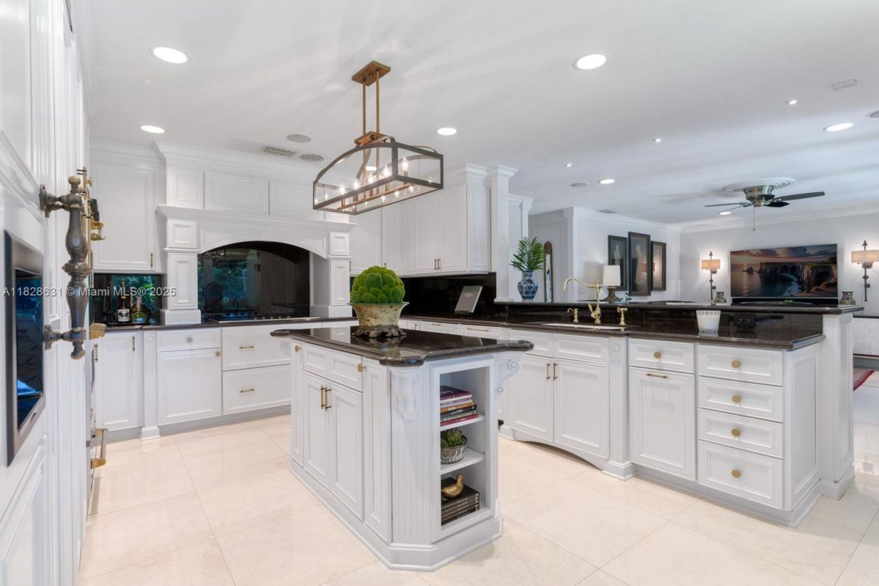 7360 SW 164th St, Palmetto Bay, FL 33157 Photo