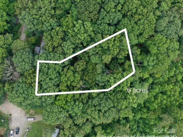 72 Pounders Drive, Asheville, NC 28804