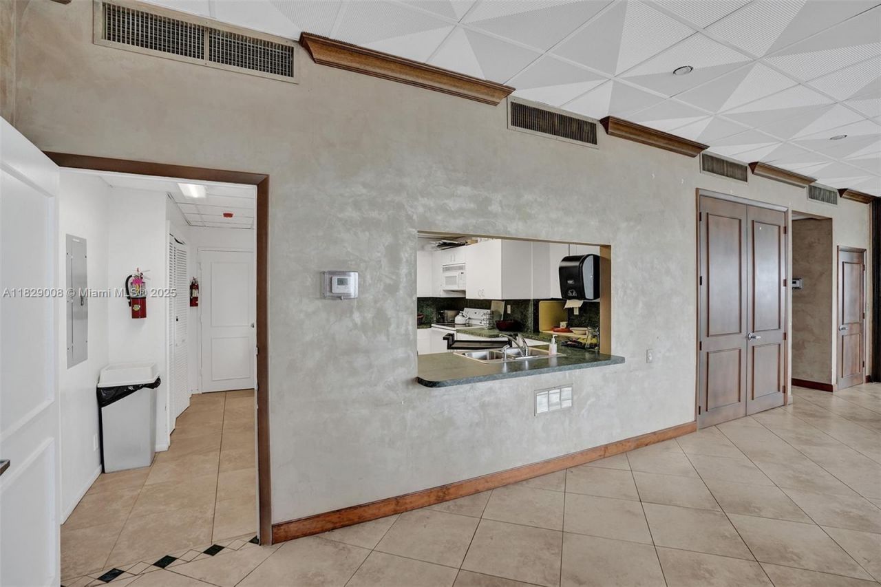 1340 S Ocean Blvd, Unit 403, Pompano Beach, FL 33062 Photo