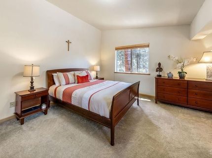 980 Kekin Street, South Lake Tahoe, CA 96150 Photo