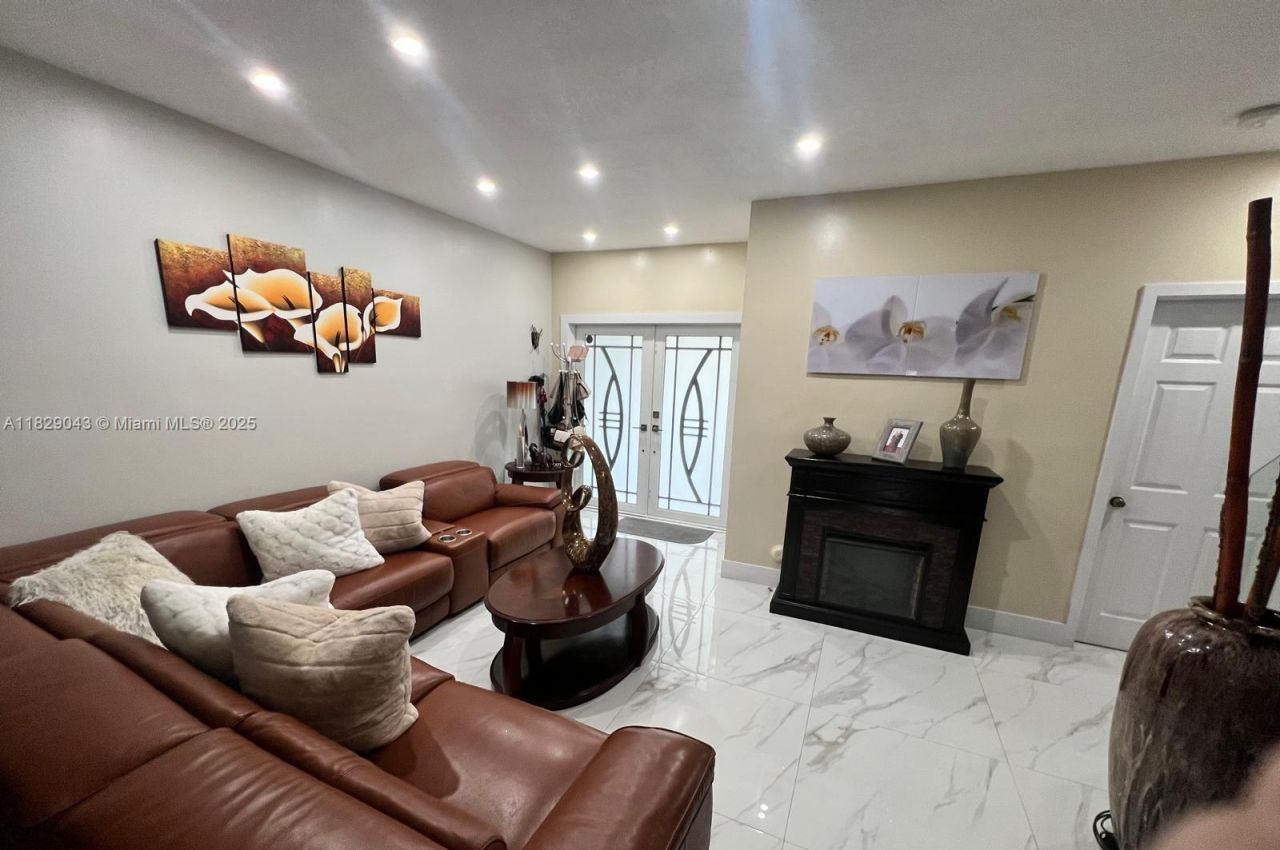 13220 SW 143rd Ter, Miami, FL 33186 Photo