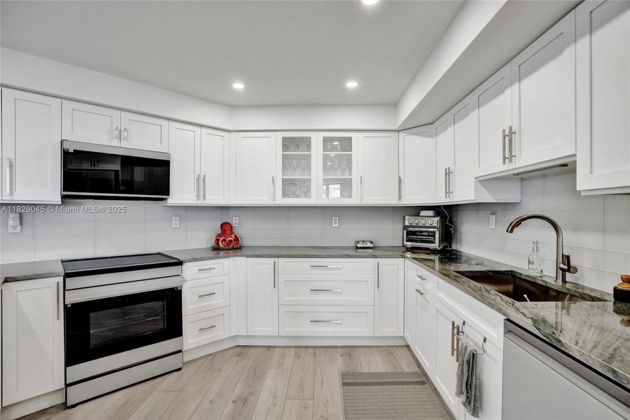 1340 S Ocean Blvd, Unit 403, Pompano Beach, FL 33062 Photo