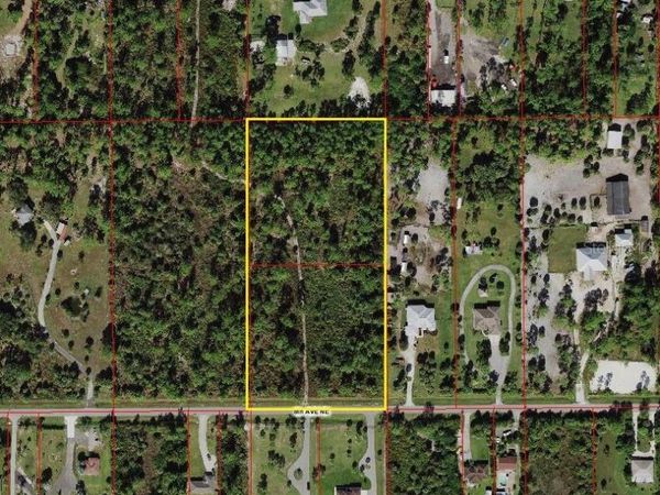 8TH AVENUE NE, NAPLES, FL 34120