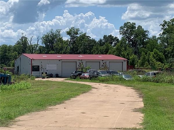 6100 THIRD Street, Alexandria, LA 71301