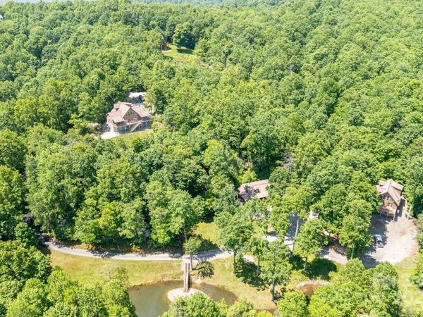 26 Upper Ridge Road, Black Mountain, NC 28711