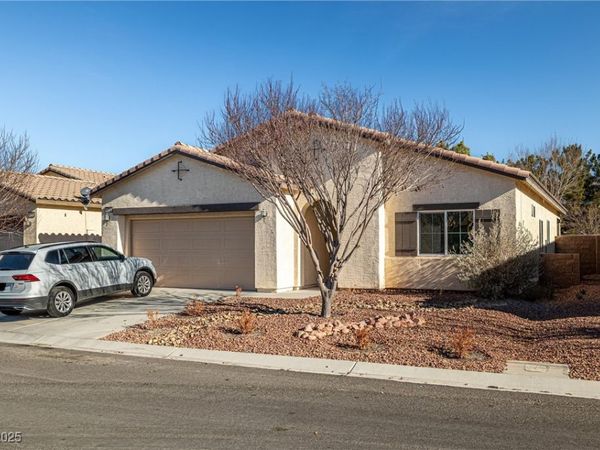 5338 Lignum Avenue, Pahrump, NV 89061